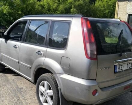 Сірий Ніссан ІксТрейл, об'ємом двигуна 2.2 л та пробігом 236 тис. км за 3700 $, фото 6 на Automoto.ua