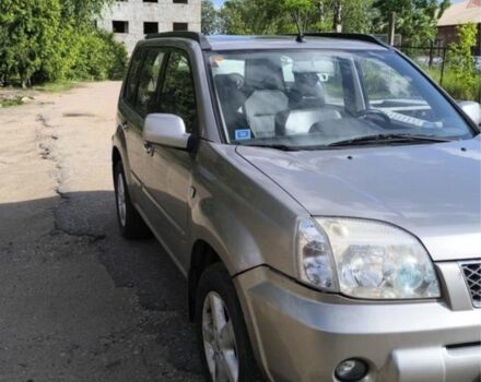 Сірий Ніссан ІксТрейл, об'ємом двигуна 2.2 л та пробігом 236 тис. км за 3700 $, фото 4 на Automoto.ua