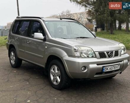 Серый Ниссан ИксТрейл, объемом двигателя 2.18 л и пробегом 280 тыс. км за 5850 $, фото 13 на Automoto.ua