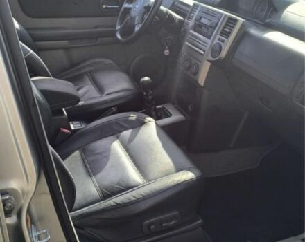 Сірий Ніссан ІксТрейл, об'ємом двигуна 2.2 л та пробігом 236 тис. км за 3700 $, фото 7 на Automoto.ua