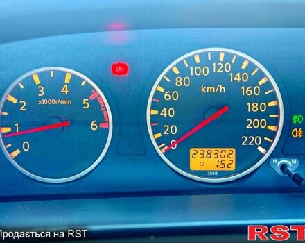 Серый Ниссан ИксТрейл, объемом двигателя 2.2 л и пробегом 238 тыс. км за 4250 $, фото 11 на Automoto.ua