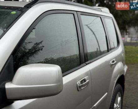 Серый Ниссан ИксТрейл, объемом двигателя 2.18 л и пробегом 280 тыс. км за 5850 $, фото 7 на Automoto.ua