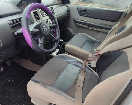 Серый Ниссан ИксТрейл, объемом двигателя 0 л и пробегом 353 тыс. км за 3850 $, фото 7 на Automoto.ua