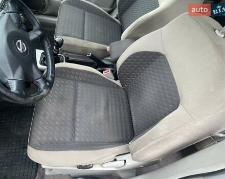 Серый Ниссан ИксТрейл, объемом двигателя 2.2 л и пробегом 272 тыс. км за 4500 $, фото 11 на Automoto.ua