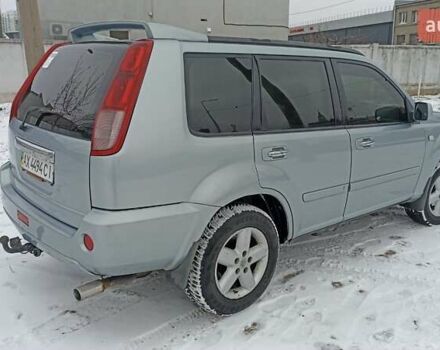 Сірий Ніссан ІксТрейл, об'ємом двигуна 2 л та пробігом 290 тис. км за 6000 $, фото 5 на Automoto.ua