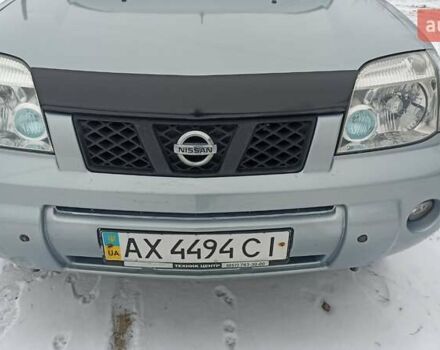 Сірий Ніссан ІксТрейл, об'ємом двигуна 2 л та пробігом 290 тис. км за 6000 $, фото 2 на Automoto.ua