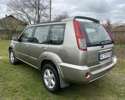 Серый Ниссан ИксТрейл, объемом двигателя 2.2 л и пробегом 261 тыс. км за 4400 $, фото 13 на Automoto.ua