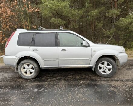 Сірий Ніссан ІксТрейл, об'ємом двигуна 2.2 л та пробігом 377 тис. км за 2550 $, фото 1 на Automoto.ua