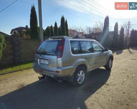 Серый Ниссан ИксТрейл, объемом двигателя 2.2 л и пробегом 230 тыс. км за 3650 $, фото 1 на Automoto.ua