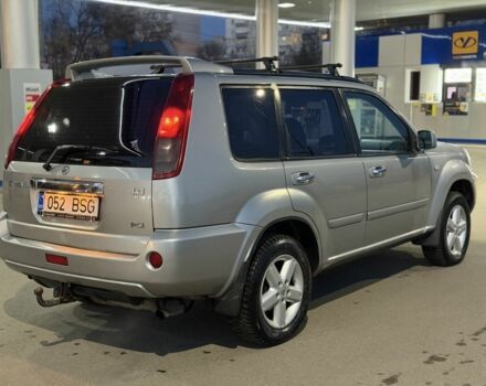 Серый Ниссан ИксТрейл, объемом двигателя 2.2 л и пробегом 100 тыс. км за 3950 $, фото 7 на Automoto.ua