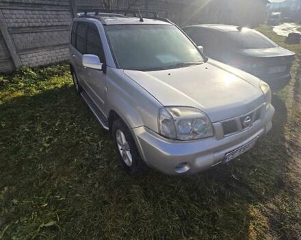 Серый Ниссан ИксТрейл, объемом двигателя 2.5 л и пробегом 240 тыс. км за 4750 $, фото 5 на Automoto.ua