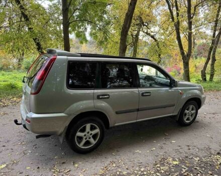 Серый Ниссан ИксТрейл, объемом двигателя 2.2 л и пробегом 240 тыс. км за 3100 $, фото 8 на Automoto.ua