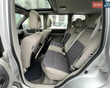 Серый Ниссан ИксТрейл, объемом двигателя 2.2 л и пробегом 299 тыс. км за 3800 $, фото 8 на Automoto.ua