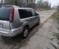 Сірий Ніссан ІксТрейл, об'ємом двигуна 0 л та пробігом 200 тис. км за 2300 $, фото 3 на Automoto.ua