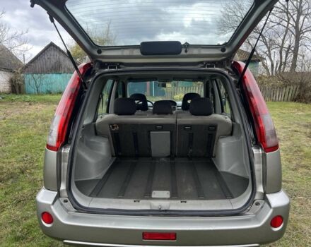 Серый Ниссан ИксТрейл, объемом двигателя 2.2 л и пробегом 261 тыс. км за 4400 $, фото 10 на Automoto.ua