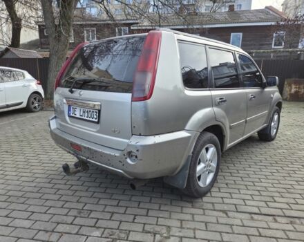 Серый Ниссан ИксТрейл, объемом двигателя 2.2 л и пробегом 280 тыс. км за 4164 $, фото 3 на Automoto.ua