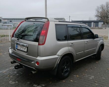 Серый Ниссан ИксТрейл, объемом двигателя 2.2 л и пробегом 302 тыс. км за 5199 $, фото 3 на Automoto.ua