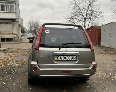 Серый Ниссан ИксТрейл, объемом двигателя 2 л и пробегом 170 тыс. км за 7400 $, фото 1 на Automoto.ua