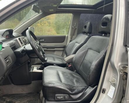 Серый Ниссан ИксТрейл, объемом двигателя 2.2 л и пробегом 287 тыс. км за 4750 $, фото 12 на Automoto.ua