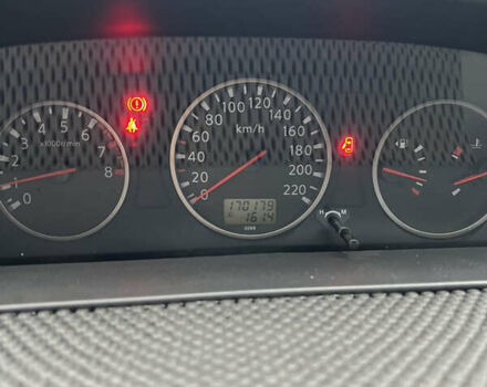 Серый Ниссан ИксТрейл, объемом двигателя 2 л и пробегом 170 тыс. км за 7400 $, фото 15 на Automoto.ua