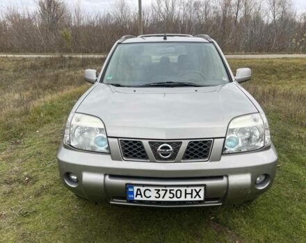 Серый Ниссан ИксТрейл, объемом двигателя 2.2 л и пробегом 261 тыс. км за 4400 $, фото 11 на Automoto.ua