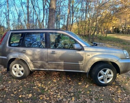 Сірий Ніссан ІксТрейл, об'ємом двигуна 2.2 л та пробігом 313 тис. км за 4500 $, фото 13 на Automoto.ua