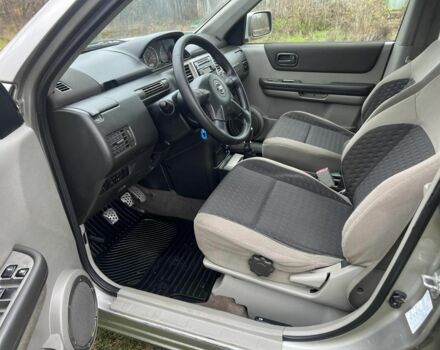 Серый Ниссан ИксТрейл, объемом двигателя 2.2 л и пробегом 261 тыс. км за 4400 $, фото 7 на Automoto.ua