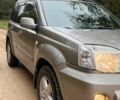 Сірий Ніссан ІксТрейл, об'ємом двигуна 2 л та пробігом 317 тис. км за 4000 $, фото 1 на Automoto.ua