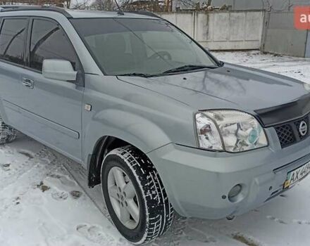 Сірий Ніссан ІксТрейл, об'ємом двигуна 2 л та пробігом 290 тис. км за 6000 $, фото 7 на Automoto.ua