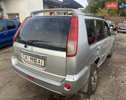 Серый Ниссан ИксТрейл, объемом двигателя 2.5 л и пробегом 250 тыс. км за 3899 $, фото 5 на Automoto.ua