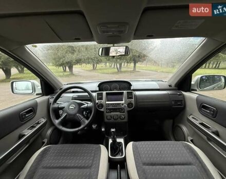 Серый Ниссан ИксТрейл, объемом двигателя 2.18 л и пробегом 280 тыс. км за 5850 $, фото 52 на Automoto.ua