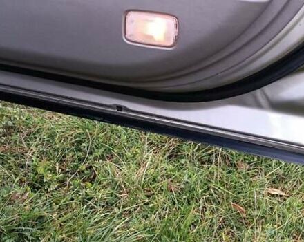 Серый Ниссан ИксТрейл, объемом двигателя 2.2 л и пробегом 350 тыс. км за 3400 $, фото 23 на Automoto.ua