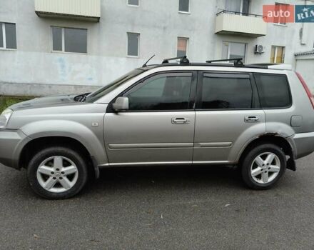 Серый Ниссан ИксТрейл, объемом двигателя 2 л и пробегом 270 тыс. км за 4196 $, фото 1 на Automoto.ua