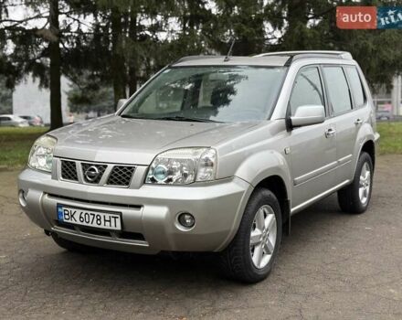 Серый Ниссан ИксТрейл, объемом двигателя 2.18 л и пробегом 280 тыс. км за 5850 $, фото 3 на Automoto.ua