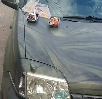 Серый Ниссан ИксТрейл, объемом двигателя 2.2 л и пробегом 357 тыс. км за 3500 $, фото 1 на Automoto.ua