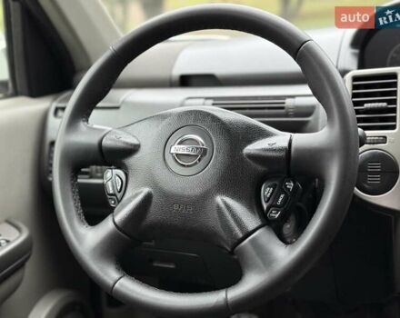 Серый Ниссан ИксТрейл, объемом двигателя 2.18 л и пробегом 280 тыс. км за 5850 $, фото 54 на Automoto.ua