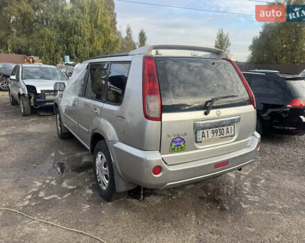 Серый Ниссан ИксТрейл, объемом двигателя 2.5 л и пробегом 250 тыс. км за 3899 $, фото 3 на Automoto.ua