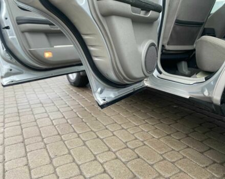 Серый Ниссан ИксТрейл, объемом двигателя 2.2 л и пробегом 272 тыс. км за 4500 $, фото 12 на Automoto.ua