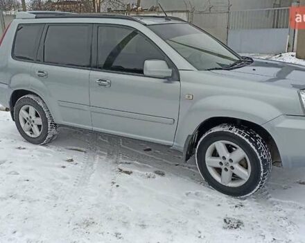 Сірий Ніссан ІксТрейл, об'ємом двигуна 2 л та пробігом 290 тис. км за 6000 $, фото 6 на Automoto.ua