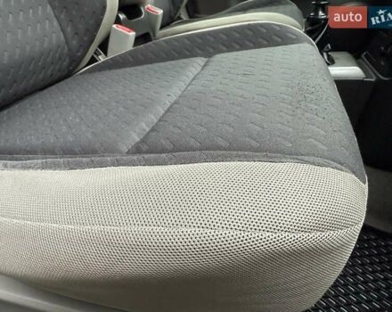 Серый Ниссан ИксТрейл, объемом двигателя 2.18 л и пробегом 280 тыс. км за 5850 $, фото 30 на Automoto.ua