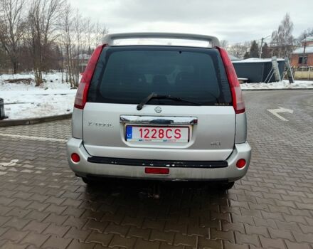 Серый Ниссан ИксТрейл, объемом двигателя 0 л и пробегом 353 тыс. км за 3850 $, фото 3 на Automoto.ua