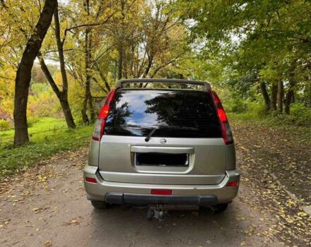 Серый Ниссан ИксТрейл, объемом двигателя 2.2 л и пробегом 240 тыс. км за 3100 $, фото 5 на Automoto.ua