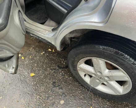 Серый Ниссан ИксТрейл, объемом двигателя 2.2 л и пробегом 287 тыс. км за 4750 $, фото 8 на Automoto.ua