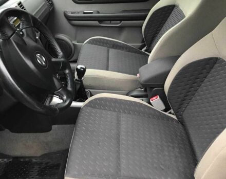 Серый Ниссан ИксТрейл, объемом двигателя 2.2 л и пробегом 188 тыс. км за 3850 $, фото 12 на Automoto.ua