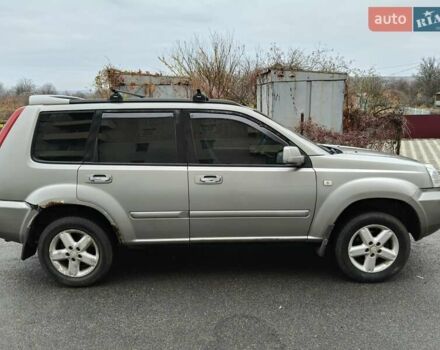 Серый Ниссан ИксТрейл, объемом двигателя 2 л и пробегом 270 тыс. км за 4196 $, фото 5 на Automoto.ua