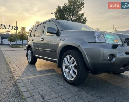 Серый Ниссан ИксТрейл, объемом двигателя 2.5 л и пробегом 360 тыс. км за 6417 $, фото 16 на Automoto.ua