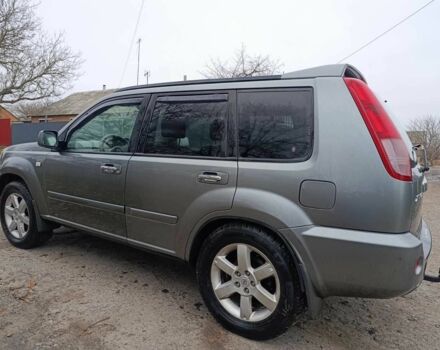 Сірий Ніссан ІксТрейл, об'ємом двигуна 2.5 л та пробігом 211 тис. км за 7500 $, фото 6 на Automoto.ua