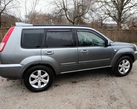 Сірий Ніссан ІксТрейл, об'ємом двигуна 2.5 л та пробігом 211 тис. км за 7500 $, фото 3 на Automoto.ua