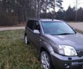 Серый Ниссан ИксТрейл, объемом двигателя 0 л и пробегом 307 тыс. км за 4000 $, фото 2 на Automoto.ua