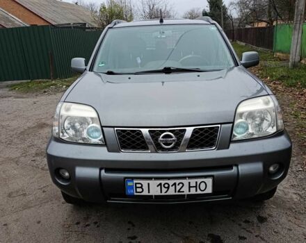 Сірий Ніссан ІксТрейл, об'ємом двигуна 2.5 л та пробігом 211 тис. км за 7500 $, фото 1 на Automoto.ua